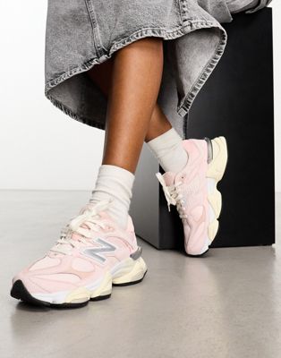 New Balance 9060 Outfit Women, Pink New Balance Shoes Outfit, Chunky Trainers Outfit, New Balance 9060 Outfit, Balance Branding, Zapatillas New Balance, New Balance 9060, New Balance Outfit, Sneaker Trend