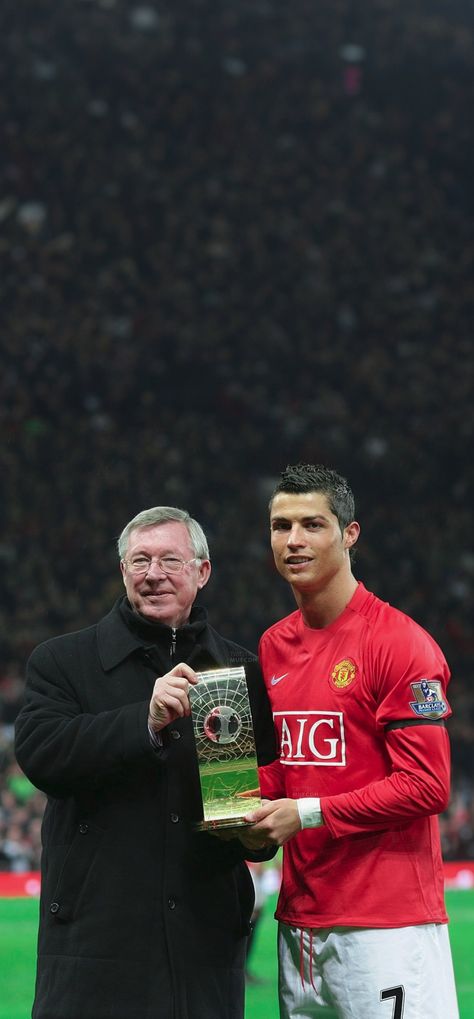 Sir Alex Ferguson & Cristiano Wallpaper Cristiano Wallpaper, Football Player Costume, Cabrio Vw, Ronaldo Young, Ronaldo Manchester United, Cristiano Ronaldo Young, Cristiano Ronaldo Wallpaper, Cristiano Ronaldo Quotes, Ronaldo Manchester