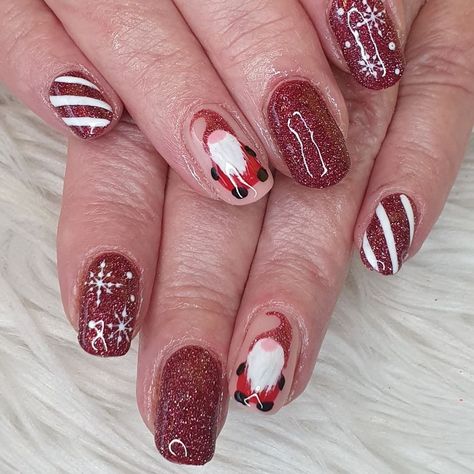 30 adorable Christmas gonk nail ideas you’ll want to try – Scratch Gonks Christmas Nails, Gonk Nails Christmas, Christmas Nails Gonk, Gonk Christmas Nails, Gonk Nails, Christmas Gonk, Event Giveaways, Star Nails, Christmas Nail Art