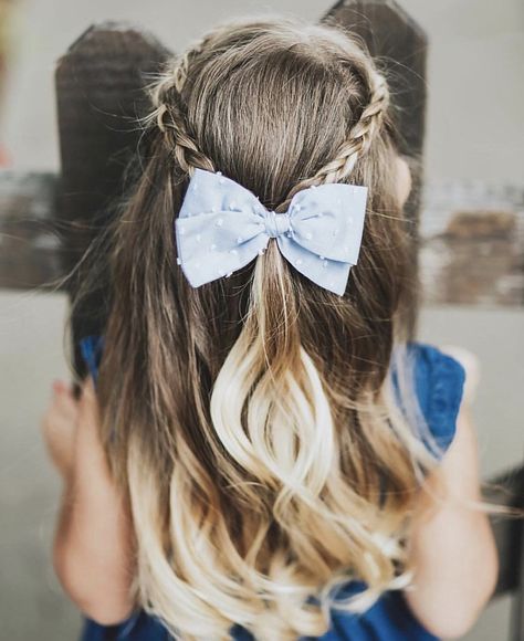 Sweet and simple, this bow is hand sewn and secured so it will not come untied. Measures approximately 4.5 inches across. Clip option should be selected on the side of head from child's orientation (ie: clip on right would be clip on HER right). Headbands are one size fits all. Girl Hair Dos, Old Hairstyles, Toddler Hairstyles Girl, Bow Hairstyle, Hairstyles Braids, Kids Black, Easter Hairstyles