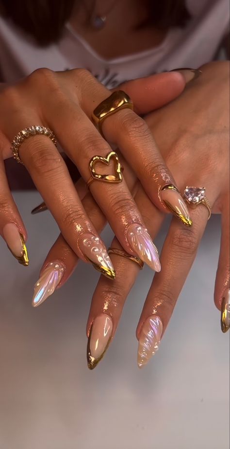 Gold Goddess Nails, Almond Nails Halloween, Almond Birthday Nails, Almond Halloween Nails, Detty December, Ethereal Nails, Itsuki Sumeragi, Sade Aesthetic, Concert Nails