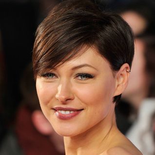 Emma Willis Hair, Fine Hair Styles, Short Hair Back View, Celeb Hair, Short Hair Back, Emma Willis, Chemo Hair, Short Dark Hair, Women Back