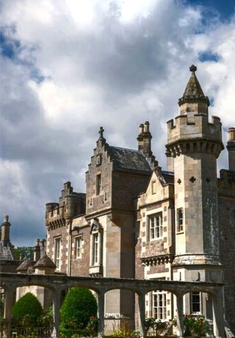 Abbotsford (b.1811-1824) | Home of Sir Walter Scott (1771-1832) in the Scottish Borders region (betw Melrose & Galashiels), Scotland Galashiels Scotland, Manor Homes, Sir Walter Scott, Scottish Borders, Walter Scott, Scottish Castles, Dream Board, Manor House, Outlander