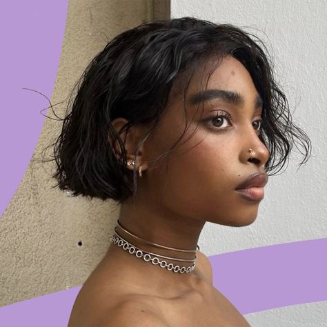 Le Petit Bob Is The Dinky, Skimpy Haircut We Need | Glamour UK Cropped Bob, Winter Hair Trends, Aesthetic Character, Crop Hair, Chin Length Bob, Glamour Uk, High Fashion Looks, Growing Out Short Hair Styles, Glamour Beauty