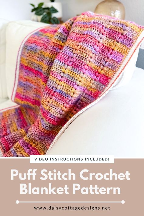 Crochet this gorgeous puff stitch blanket using uses simple crochet stitches and a fun, one row repeat. With easy-to-follow written instructions and a video tutorial to get you started, you'll love everything about this free and easy crochet pattern! Puff Stitch Crochet Blanket, Puff Stitch Blanket, Crochet Bobble Blanket, Easy Baby Blanket Crochet, Heart Blanket Pattern, Simple Crochet Stitches, Crochet Blanket Colors, Puff Stitch Crochet, Crochet Throws