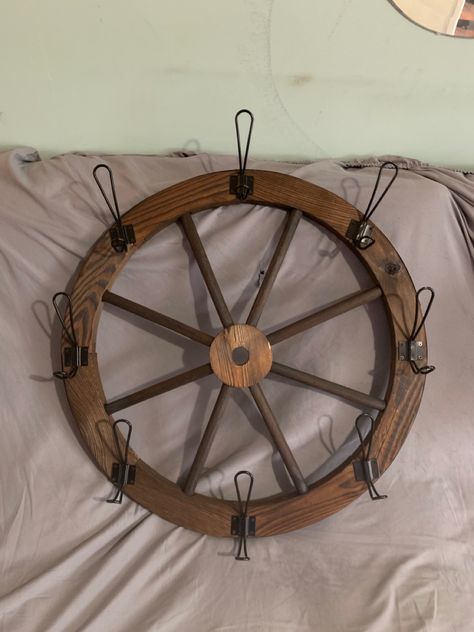 Wagon Wheel Hat Holder, Wagon Wheel Hat Rack, Wagon Wheel Decor Indoor, Diy Western Hat Rack, Wooden Wheel Hat Rack, Rustic Cowboy Hat Rack, Wagon Wheel Picture Frame, Cowboy Hat Rack For Truck, Hat Hanging Ideas