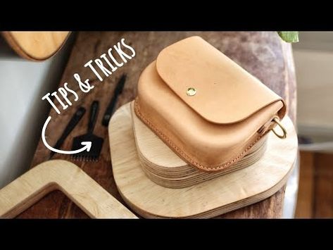 Corter Leather takes you through making a leather wet mold bag. Click here for materials! Corter Leather, Diy Molding, Leather Working, Click Here, Leather Bag, Leather