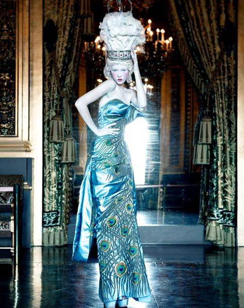 Influence and Stardoll: New Pic || ♥♥♥ Jac for the "Dior Couture" book by Patrick Demarchelier Couture Dior, Sasha Pivovarova, Magdalena Frackowiak, Mode Editorials, Patrick Demarchelier, Peacock Dress, Collection Couture, Christian Dior Haute Couture, Dior Haute Couture