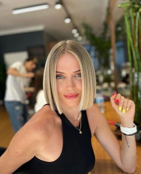 Lob Bob, Hottest Hairstyles, Edgy Short Haircuts, Hair Color Pictures, Hair Curling Tips, Blonde Bob Hairstyles, Beautiful Haircuts, Short Hairdos, Blonde Hair Inspiration