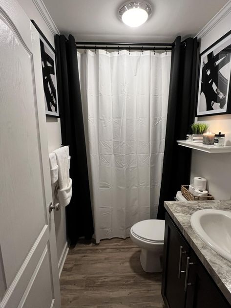 Black White Gray Bathroom Ideas, Black And White Bathroom Apartment, Apartment Bathroom Gray, Black Apartment Bathroom, Gray White And Black Bathroom Decor, Black White Grey Apartment Decor, First Apartment Decorating Bathroom, Apartment Bathroom Decor Ideas Black And White, Black Bathroom Decor Ideas