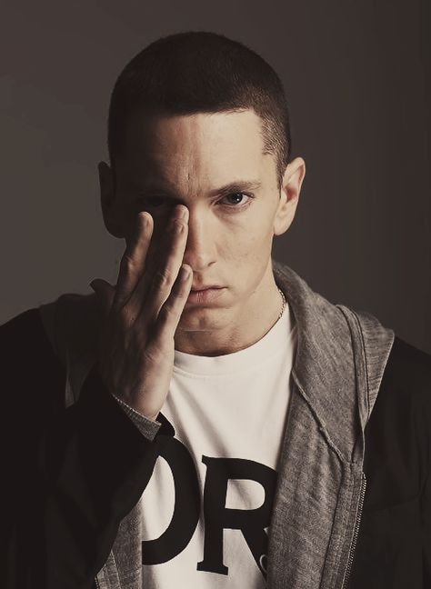 Eminem Marshall Eminem, The Slim Shady, Eminem Wallpapers, The Eminem Show, Nicky Larson, Eminem Quotes, Eminem Photos, Eminem Rap, 8 Mile