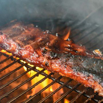 Grilled St Louis Ribs - Kitchen Laughter Charcoal Bbq Recipes, Grilled Ribs Charcoal, Smoked St Louis Ribs, St Louis Ribs Recipe, Saint Louis Ribs, St Louis Ribs, St Louis Style Ribs, Cooking Ribs, Pork Loin Ribs