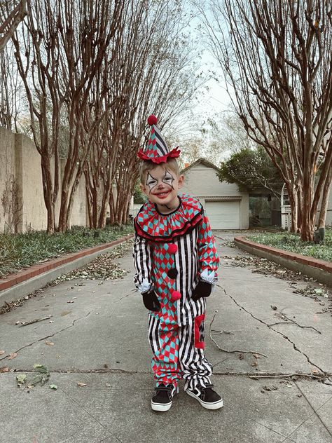 Little Boy Halloween Makeup, Clown Makeup For Boys, Boys Clown Costume, Kids Clown Costume, Scary Clown Costume, Boy Makeup, Fall Pinterest, Circus Costumes