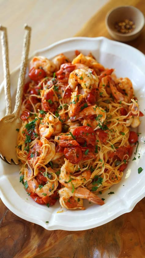 Shrimp Scampi Pasta Recipes, Summer Shrimp Recipes, Easy Shrimp Scampi Recipe, Angel Hair Pasta Recipes, Summer Shrimp, The Best Lasagna, Easy Shrimp Scampi, Shrimp Scampi Pasta, Scampi Pasta