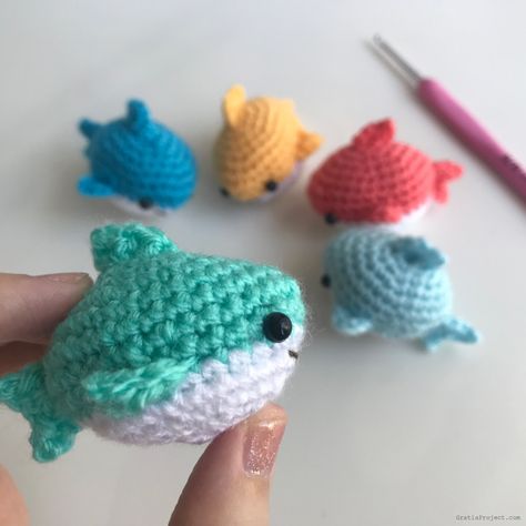 Crocheted Fish, Crocheted Shark Pattern, Shark Crochet, Crochet Fish Patterns, Crochet Shark, Crochet Hook Size, Kindness Projects, Crochet Fish, Quick Crochet Patterns