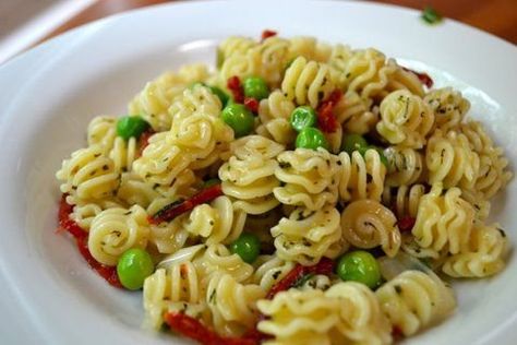 Radiatore Pasta with ramps, sundried tomatoes and peas , a recipe on Food52 Radiatore Pasta, Cold Salads, Beautiful Salad, Sundried Tomatoes, Pea Recipes, Drying Pasta, Salad Dressings, Pasta Recipe, Vegan Eating