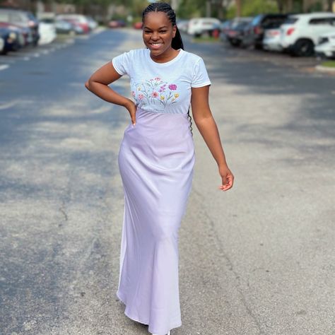 Modest wardrobe MUST HAVE: Silk/Satin Skirts 💜. This lavender skirt @urbanmodesty1 is perfect for dressing up on a Sunday morning or a sophisticated weekday casual. Use THAMARA20 to save on your purchase 🫶🏾 . . #urbanmodesty#ootd#skirt#silk#modestfashion#collab#modestfashion#miamiblogger Lavender Skirt, Satin Skirts, Modest Wardrobe, Skirt Silk, Dressing Up, Satin Skirt, Sunday Morning, Be Perfect, Silk Satin