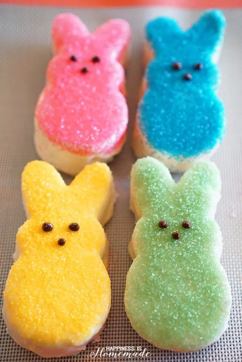 Peeps Inspired Easter Bunny Cakes - Happiness is Homemade Peeps Decorations, Easter Bunny Cakes, Easter Cupcakes Easy, Easter Cake Decorating, Easter Deserts, Bunny Cakes, White Chocolate Covered, Easy Easter Desserts, Mini Bunny