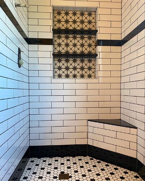 Shower White And Black, Black Shower Insert, White Subway Black Grout Bathroom, Black And White Subway Tile, Black And White Shower Floor Tile, Black And White Octagon Tile Bathroom, Black White Shower Tile, Shower Subway Tile Ideas, Black And White Walk In Shower Ideas