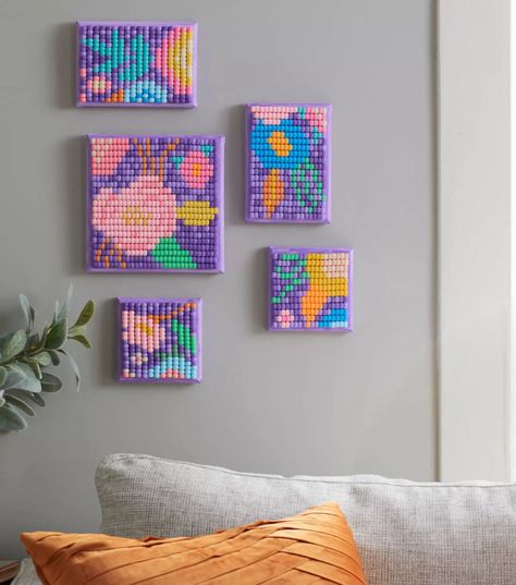 How To Make Pony Bead Flower Canvases Pony Bead Flower, Bead Art On Canvas, Bead Craft Ideas, Weaving Kids, Pony Bead Projects, Weaving For Kids, Skill Building, Bead Flower, Purple Paint