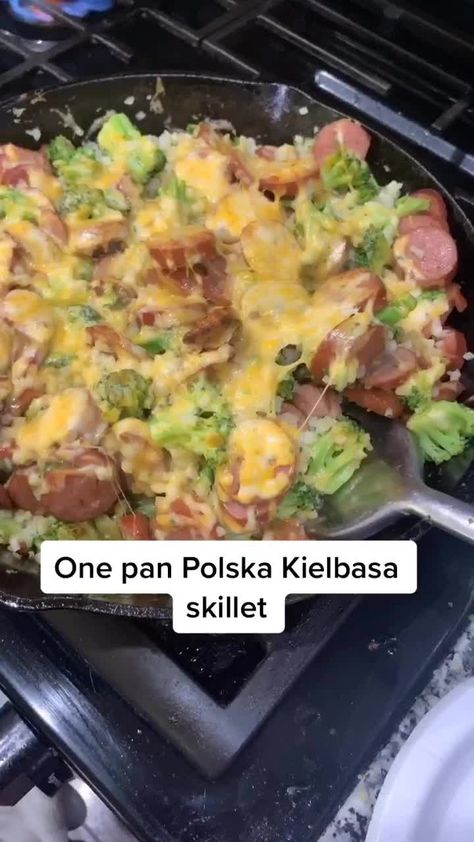 Kielbasa Recipes Healthy, Kielbasa Skillet, Weeks Meal Plan, Sausage Crockpot Recipes, Cooked Cauliflower, Broccoli And Cheese Recipe, Polska Kielbasa, Brooke Brown, Sausage Crockpot