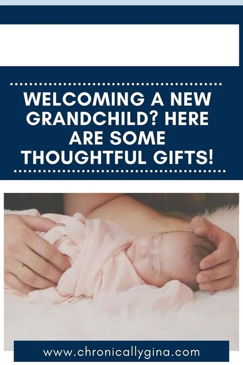 First Grandchild Gift, 1st Time Grandma, Meaningful Baby Gifts, New Grandchild, First Time Grandparents, Diy Gifts For Grandma, Thoughtful Baby Gifts, Grandparents Gifts, Gifts For New Grandma