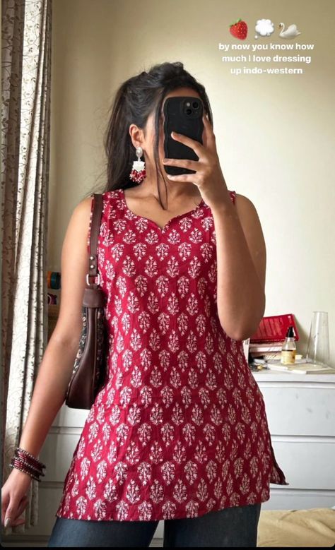 Kurta Tops For Jeans, Desi Shirt Designs, Short Kurti Ideas With Jeans, Traditional Short Kurti, Indian College Fits, How To Style Short Kurti With Jeans, Short Kurtis For Jeans Indian, Short Kurti Designs For Jeans, Short Kurti And Jeans