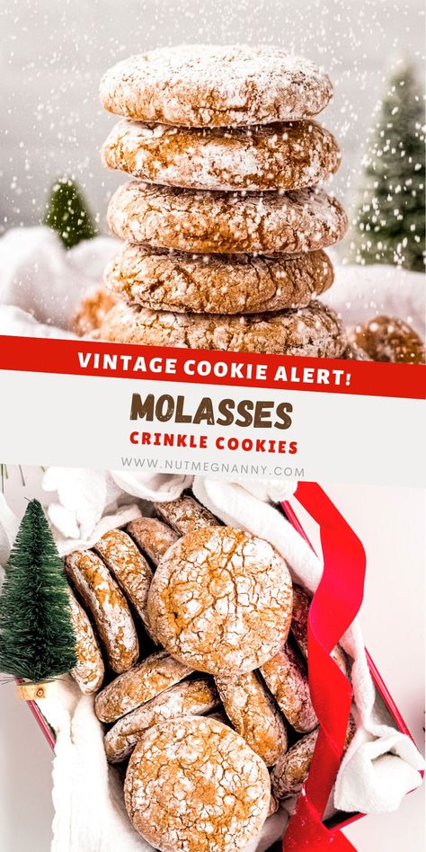 Molasses Crackle Cookie Disney, Molasses Crinkle Cookies, Almond Sugar Cookies, Disney Cookies, Ginger Molasses Cookies, Cookie Recipes Homemade, Molasses Cookies, Christmas Plate, Crinkle Cookies