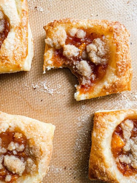 Peach Puff Pastry, Puff Pastry Recipes Dessert, Pastries Recipes Dessert, Puff Pastry Desserts, Homemade Snickers, Cinnamon Streusel, Fresh Starts, Peach Desserts, Peach Jam