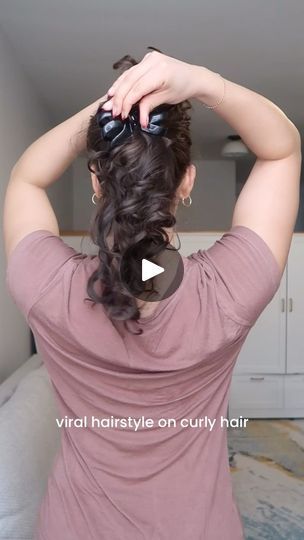 2.7K reactions · 139 shares | Comment “CLIP” and I’II DM you the link to the claw clip right now! And the 2 pack is on sale for $5 🤩😱 #curlyhair #hairstyle #hairtutorial #hair #hairlook #hairinspo #hairvideos #curls #curly.evee #curlsoncurls #curlscurlscurls | Curly.evee | Ariana Grande · yes, and? The Claw, Health And Beauty Tips, Claw Clip, Hair Dos, Hair Videos, Hair Looks, Hair Tutorial, Ariana Grande, Home Remedies