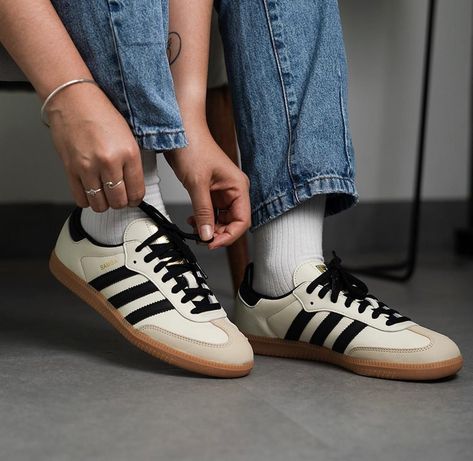 Spezial Shoes, Spezial Adidas, Aesthetic Adidas, Samba Adidas, So Aesthetic, Adidas White Sneakers, Adidas Originals Shoes, Yellow Adidas, Adidas Handball