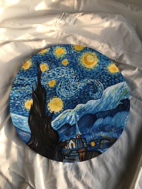 Diy Pottery Painting, Arte Van Gogh, Pottery Painting Designs, Diy Ceramic, Canvas Painting Designs, Painting Art Lesson, Small Canvas Art, Pottery Crafts, Diy Pottery