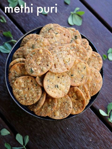 methi puri recipe | how to make methi puri | methi poori | methi ki puri Methi Puri Recipe, Methi Recipes, Puri Recipe, Fried Bread, Puri Recipes, Fenugreek Leaves, Chaat Recipe, Dry Snacks, Healthy Lunches