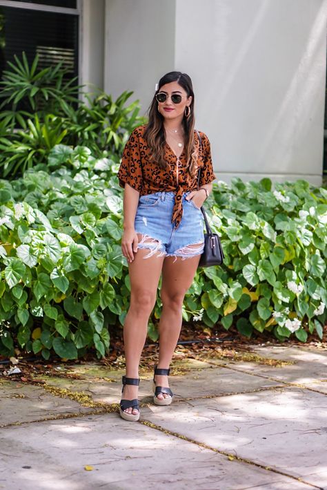 Krista Perez, Espadrilles Outfit, Jean Short Outfits, Cute Summer Outfit, Miami Outfits, Boho Summer Outfits, Simple Summer Outfits, Summer Shorts Outfits, Clothes Casual