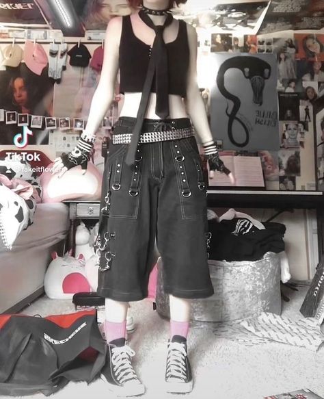 Outfits With Tripp Pants, Emo Gloves Outfit, Emo Outfits With Ties, Tripp Pants Outfit Aesthetic, Alt Converse Outfit, Tripp Pants Outfit Ideas, Tripp Shorts Outfit, Black And Pink Emo Outfits, Alt Outfits With Ties