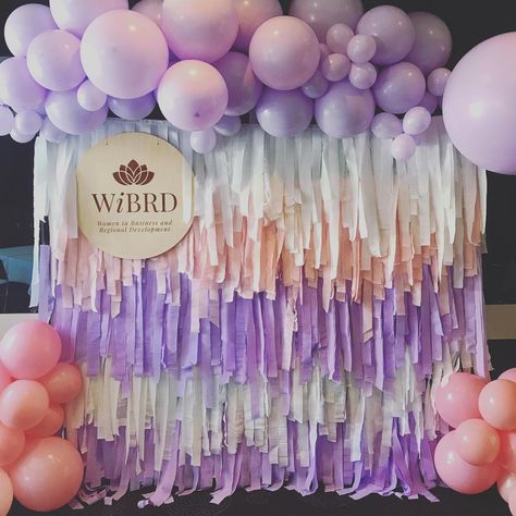 Little Crafter Co on Instagram: “Our latest creation. Pastel streamer wall and balloon garland for the @wibrd7 2019 Launch on Friday night. 🎈🎉🥳” Streamer Wall, Diy Halloween Treats, Rainbow Parties, Fringe Backdrops, Event Backdrop, Diy Birthday Party, Balloon Backdrop, Well Decor