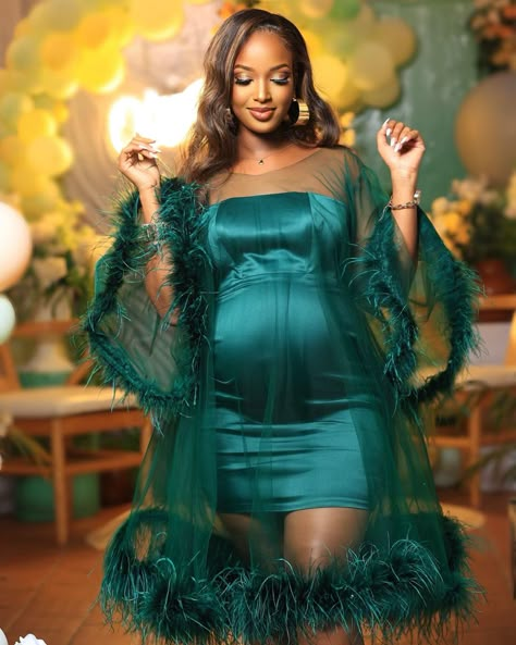 Baby Shower Shoot Photo Ideas, Cute Maternity Dresses, Trendy Date Night Outfit, Date Night Outfit Ideas, Maternity Dresses For Baby Shower, Night Outfit Ideas, Maternity Photoshoot Outfits, Couple Pregnancy Photoshoot, Preggo Fashion