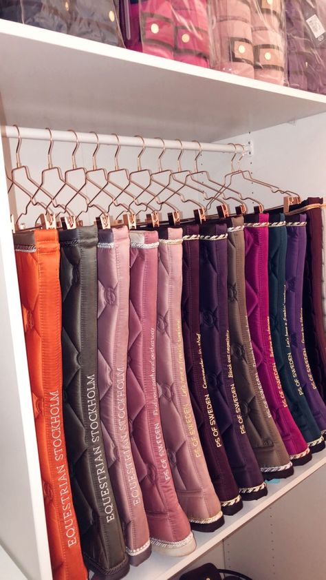 Matching Saddle Pad Sets, Saddle Pad Organization, Tack Room Ideas Organizations, Tackroom Organization, English Tack Room, Dream Tack Room, Horse Tack Room Ideas, Tack Room Ideas Barn, Tackroom Ideas Equestrian