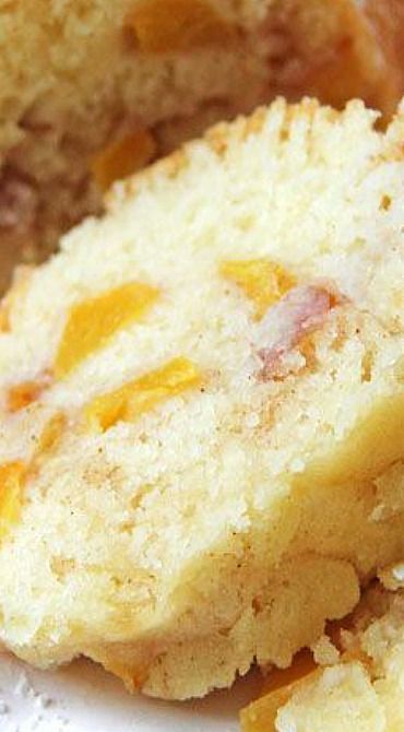 Quick Bread Loaf, Peach Bundt Cake, Peach Quick Bread, Peach Cake Recipes, Everyday Cakes, Fresh Peach Recipes, Peach Bread, Peach Pound Cakes, Bundt Recipes