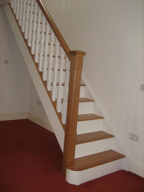 Oak and white staircase with white spindles and oak newelpost by Merrin Joinery #bespoke #stairs Brown Staircase, Staircase White, Painted Stair Railings, White Stair Risers, Diy Stair Railing, Oak Handrail, Interior Stair Railing, White Staircase, Open Stairs