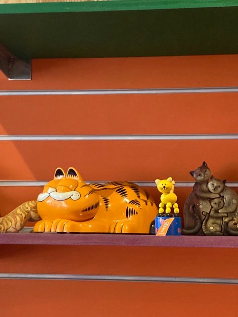 Garfield Phone, Cat Cafe, Orange Cat, Nottingham, Kitty Cat, Toy Chest, Storage Chest, Coffee Table, Kitty