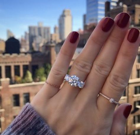 Big Wedding Rings, Nature Engagement Ring, Unique Engagement Ring Settings, Amethyst Ring Engagement, Pear Shaped Engagement Rings, Baguette Diamond Rings, Flower Engagement Ring, Profile View, Three Stone Ring