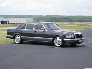 Mercedes Benz W126, Mercedes W126, Top Car, About Cars, Mercedes Benz 300, Fuel Prices, Military Pictures, Classic Mercedes, Mercedes Benz Classic