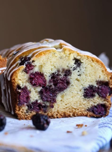 Blackberry Bread is a quick and easy loaf cake, loaded with sweet blackberries and a soft, buttery flavor. #cookiesandcups #recipe #blackberries #baking Blueberry Bundt Cake Recipes Easy, Blueberry Bunt Cake, Blueberry Sour Cream Cake, Blueberry Recipes Easy, Blueberry Bundt Cake Recipes, Blueberry Muffin Cake, Blueberry Bundt, Blueberry Bundt Cake, Blueberry Cake Recipes