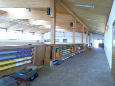 . Dream Barn Stables, Barn Layout, Barn Hacks, Horse Barn Designs, Horse Arena, Dream Horse Barns, Horse Barn Plans, Dream Stables, Horse Facility