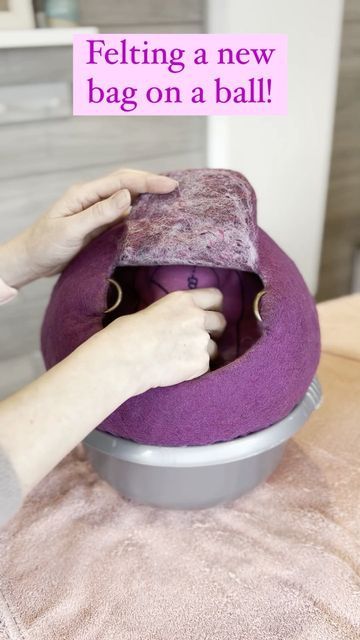 Natasha Smart Textiles on Instagram: "Finally got around to felting my first bag on a ball of 2022! Here’s the big reveal (which is always the best bit of the process!). #natashasmarttextiles #handmadefeltbag #woolfeltbag #wetfeltmaking #wetfeltedbag #feltbagonaball #internationalfeltmakersassociation #feltingball #feltteacher #feltartist #feltingartist #feltmaking #feltmakingworkshop #feltingworkshop #feltbagworkshop #bagmakingworkshop #bagmakingcourse #woolfelting #woolbag #handmadefelt #fel Felt Vessels, Smart Textiles, Felted Handbags, Wool Bags, Wet Felt, Big Reveal, Felt Bag, Wet Felting, Handmade Felt