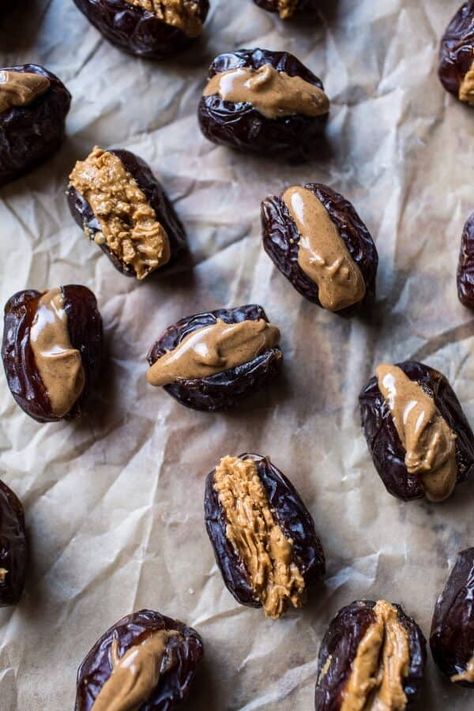 Peanut Butter Stuffed Dates, Stuffed Dates, Chocolate Covered Peanuts, Desserts Vegan, Peanut Butter Desserts, Healthy Peanut Butter, Half Baked Harvest, Fudge Brownies, Healthy Treats