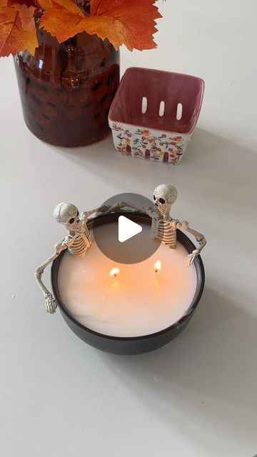 Bek Marsden on Instagram: "DIY SKELETON CANDLE 🕯️💀 saw this and immediately had to do it myself! Love how they just be chilling 🤣   💕Be sure to place wicks far from skeletons, and remember this is meant more for decor. If candle is lit be sure to be supervising 🫶🏻  cC @sheri_wilson_ 🤌🏻 #momlife#craftymom#mom#diymom#funmom#diydecor#diyhomedecor#falldecor#diyfalldecor#momcraft#momdiy#diy#craft#diycraft#kidcrafts#fallcrafts#decordiy" Imagine Dragons Bones, Office Treats, Sheri Wilson, Skeleton Candle, Teen Halloween Party, Diy Skeleton, Halloween Office, Candle Melts, Dragon Bones