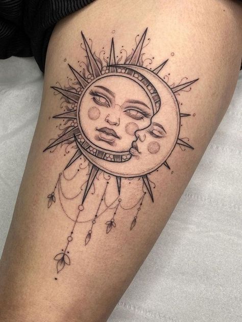 Cyberciligism Tattoo, Moon Sun Tattoo, Hippie Tattoo, Sun And Moon Tattoo, Muster Tattoos, Moon Tattoo Designs, Sun Tattoos, Stomach Tattoos, Discreet Tattoos