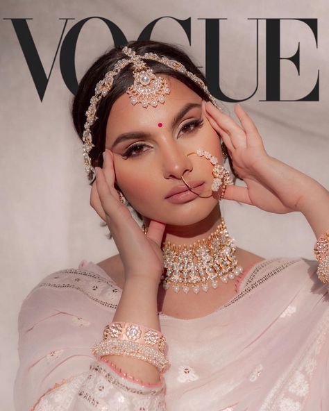 Navi Brar’s Instagram photo: “Too vogue for you 🤍 Jewelry: @rjs_company  Outfit: @rangat.ca  Makeup + Photography: @aestheticbyrjs” Navi Brar, Pakistani Eid Dresses, Pakistani Bridal Dresses Online, Faraz Manan, Nikah Dress, Eid Dresses, Bridal Photoshoot, Bridal Makeup Looks, Pakistani Bridal Dresses